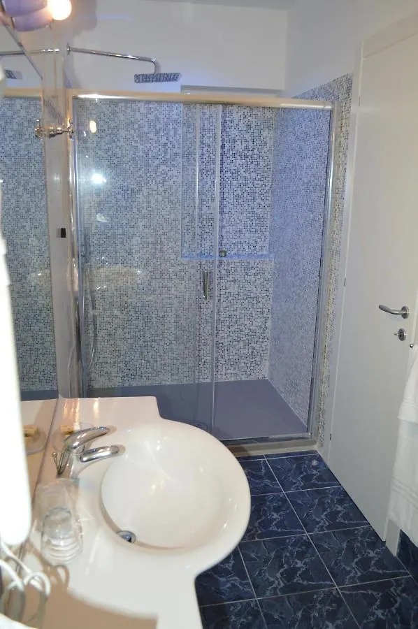 Hotel Delle Rose Bonassola 3*,